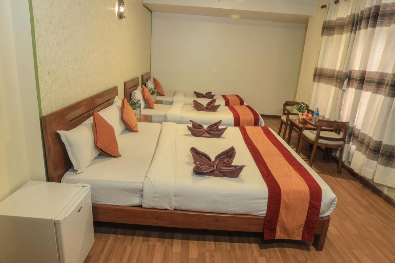 Royal Kings Hotel Kathmandu Exterior foto