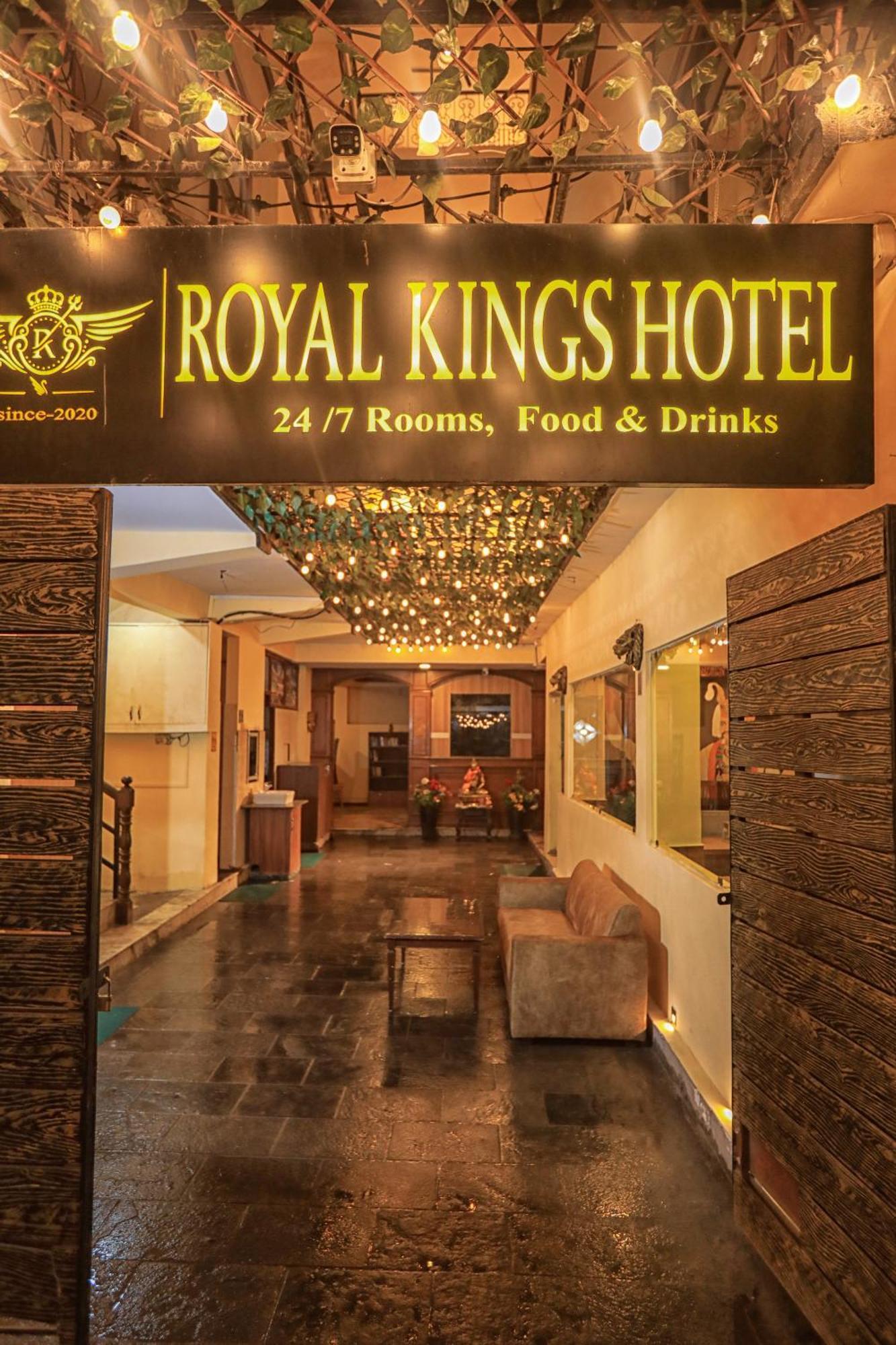 Royal Kings Hotel Kathmandu Exterior foto